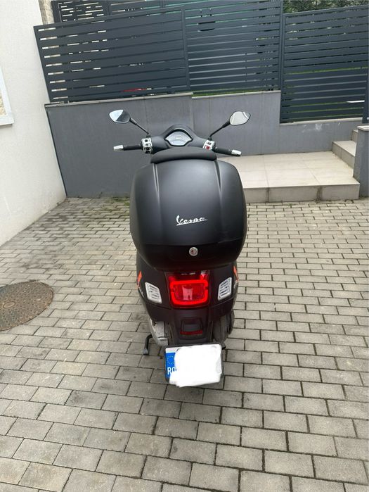 Scuter vespa gts 300 supersport