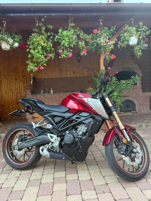 Honda     CB125R