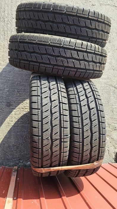 Set de 4 Cauciucuri Hankook de iarna NOI . 195/70R15C