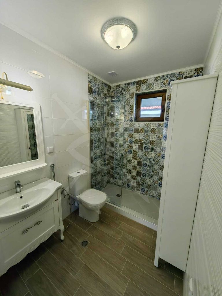Продава се Двустаен апартамент в Ахелой - 65 кв.м за 1100 €/кв.м - Снимка #2