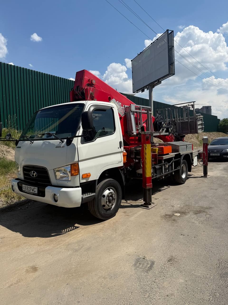 Avto vishka sotiladi 32 m