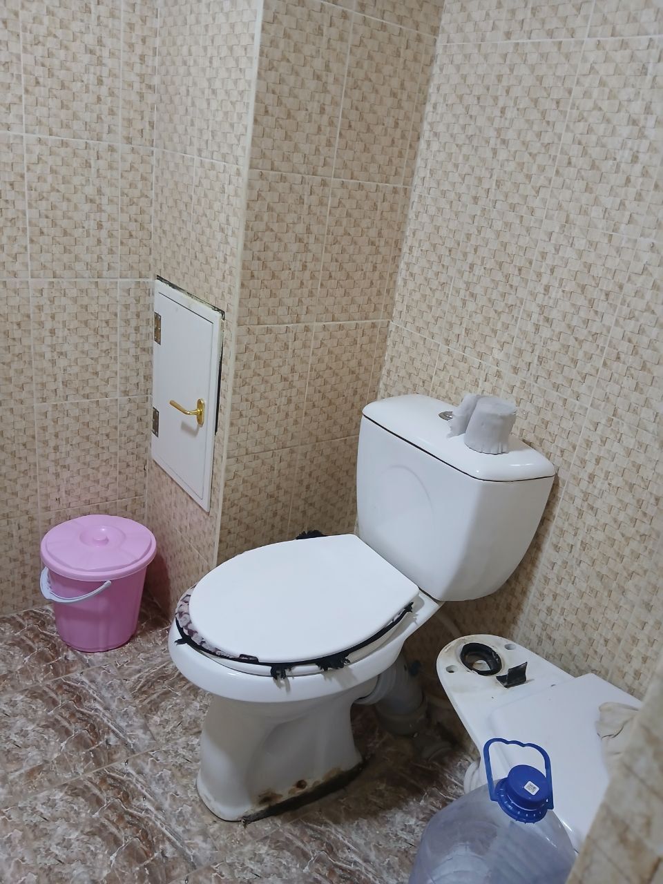 Арендага 2 хона 1 этаж Согдинада жойлашган.Агентство