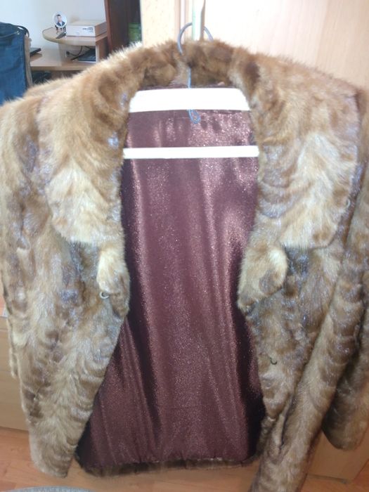 Haină de blană naturală