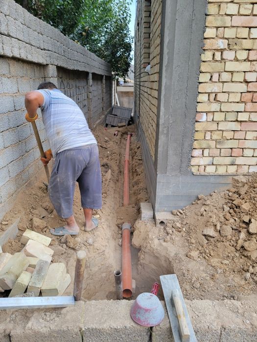 Урачи ва сантехника устаси.