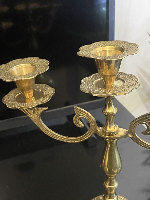 Ретро тристепенен месингов свещник