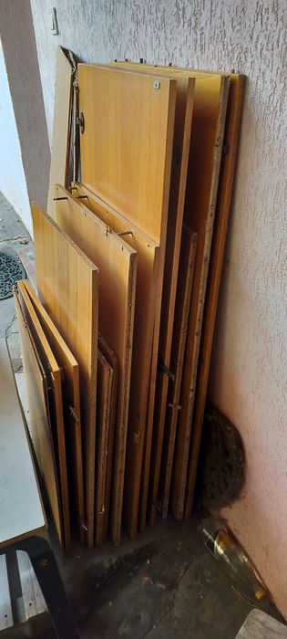 Placi de lemn plywood + lemn masiv necunoscut