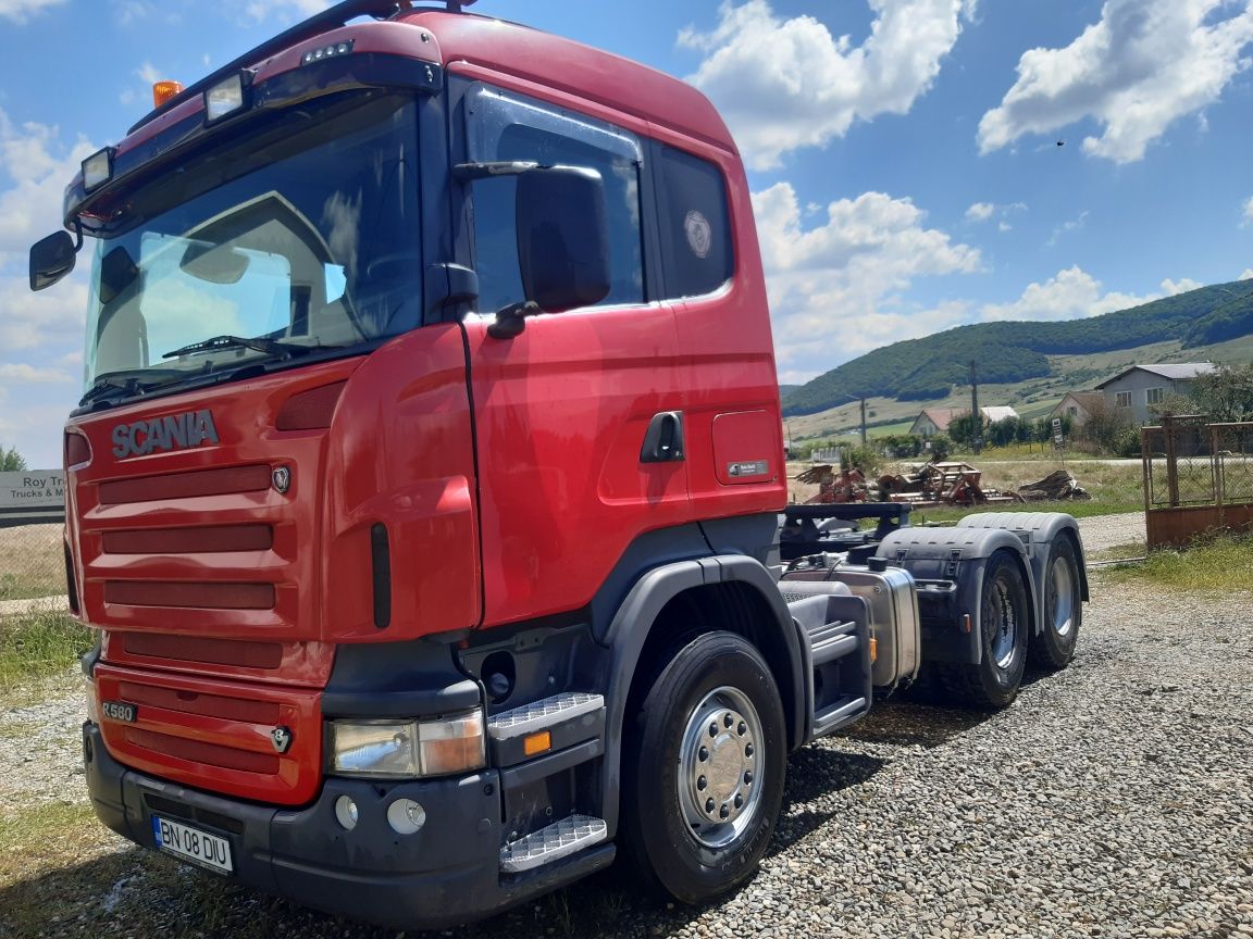 Scania R 580 6×4, V8 cu  bena basculabila