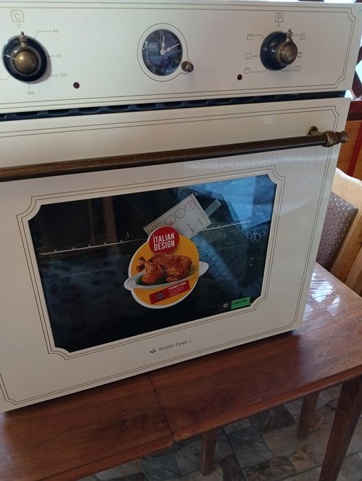 Vând cuptor incorporabil