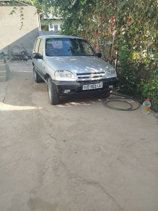 Moshina sotiladi holati yaxshi