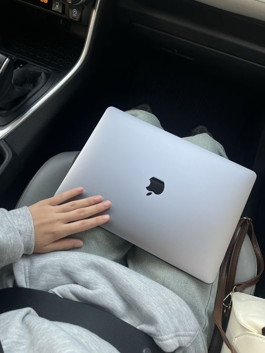 MacBook Air M1 2020