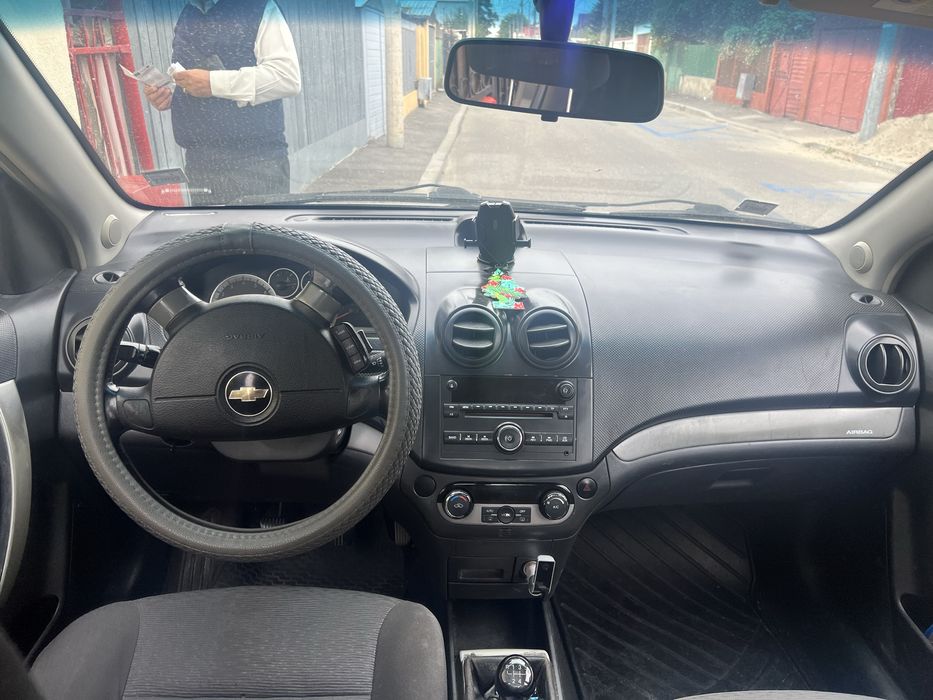 Vand sau schimb chevrolet aveo