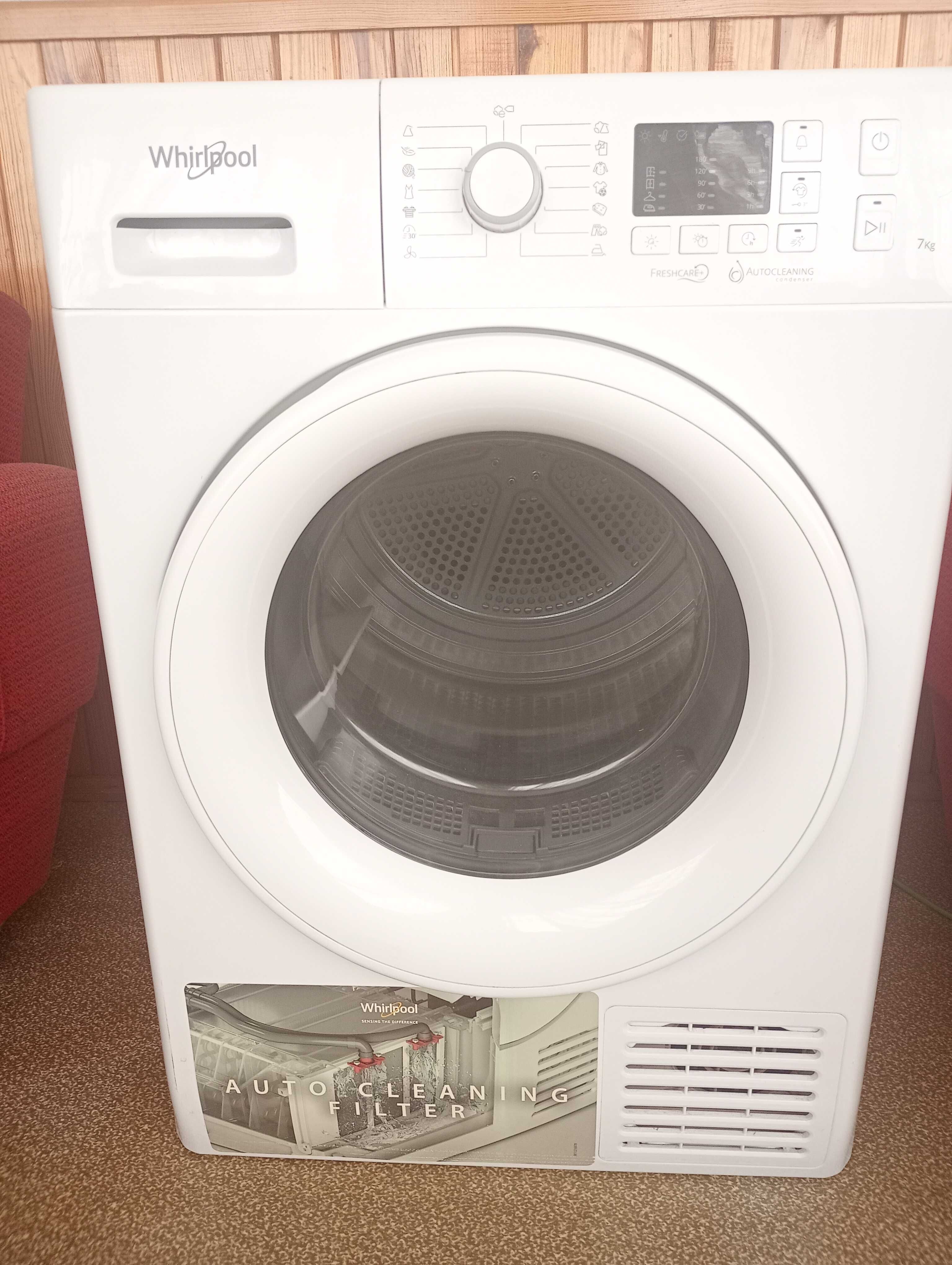 Сушилня за дрехи Whirlpool