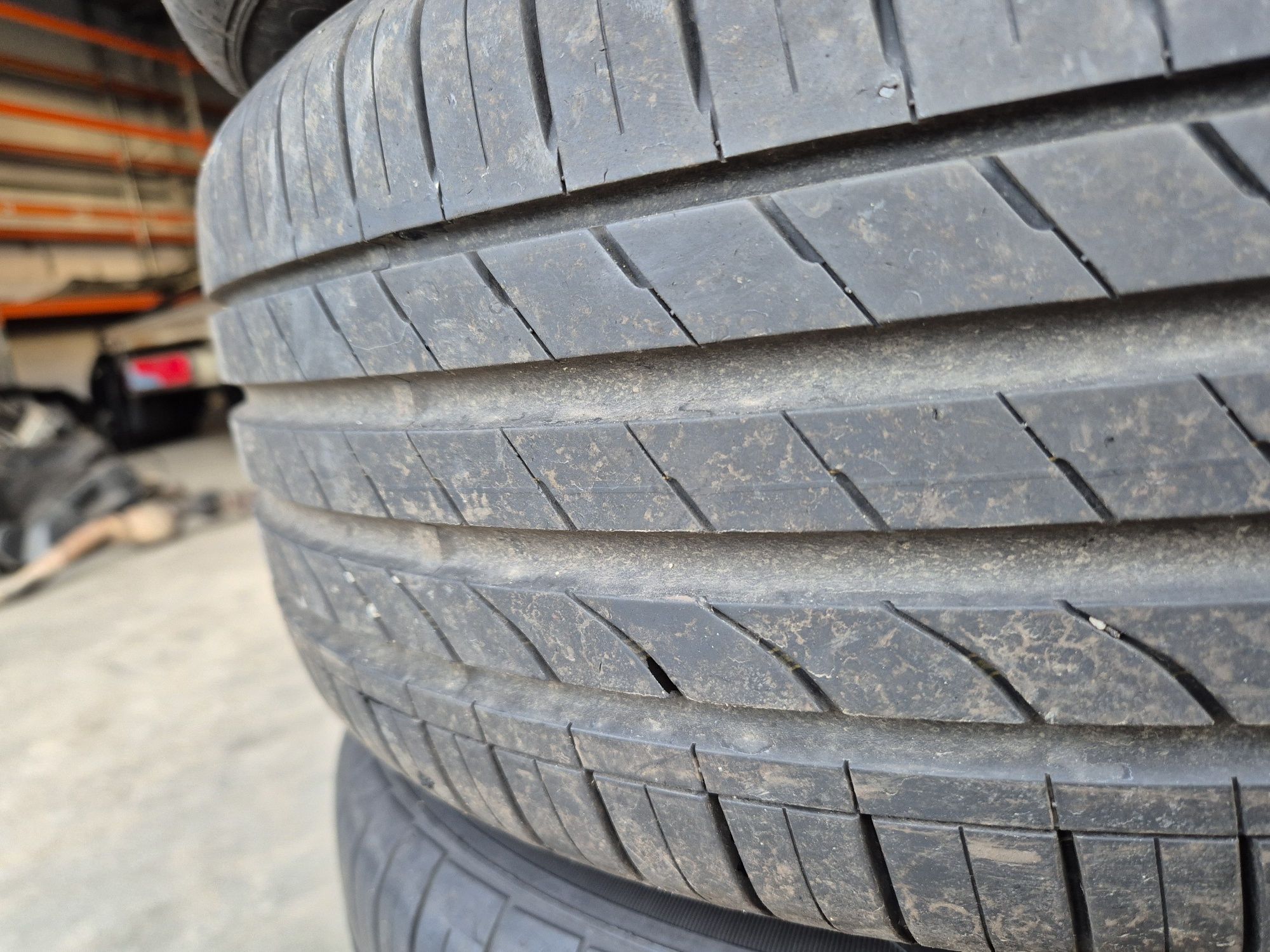 Jante aliaj si anvelope de vara bmw pe 16" 195/55R16 an 2009
