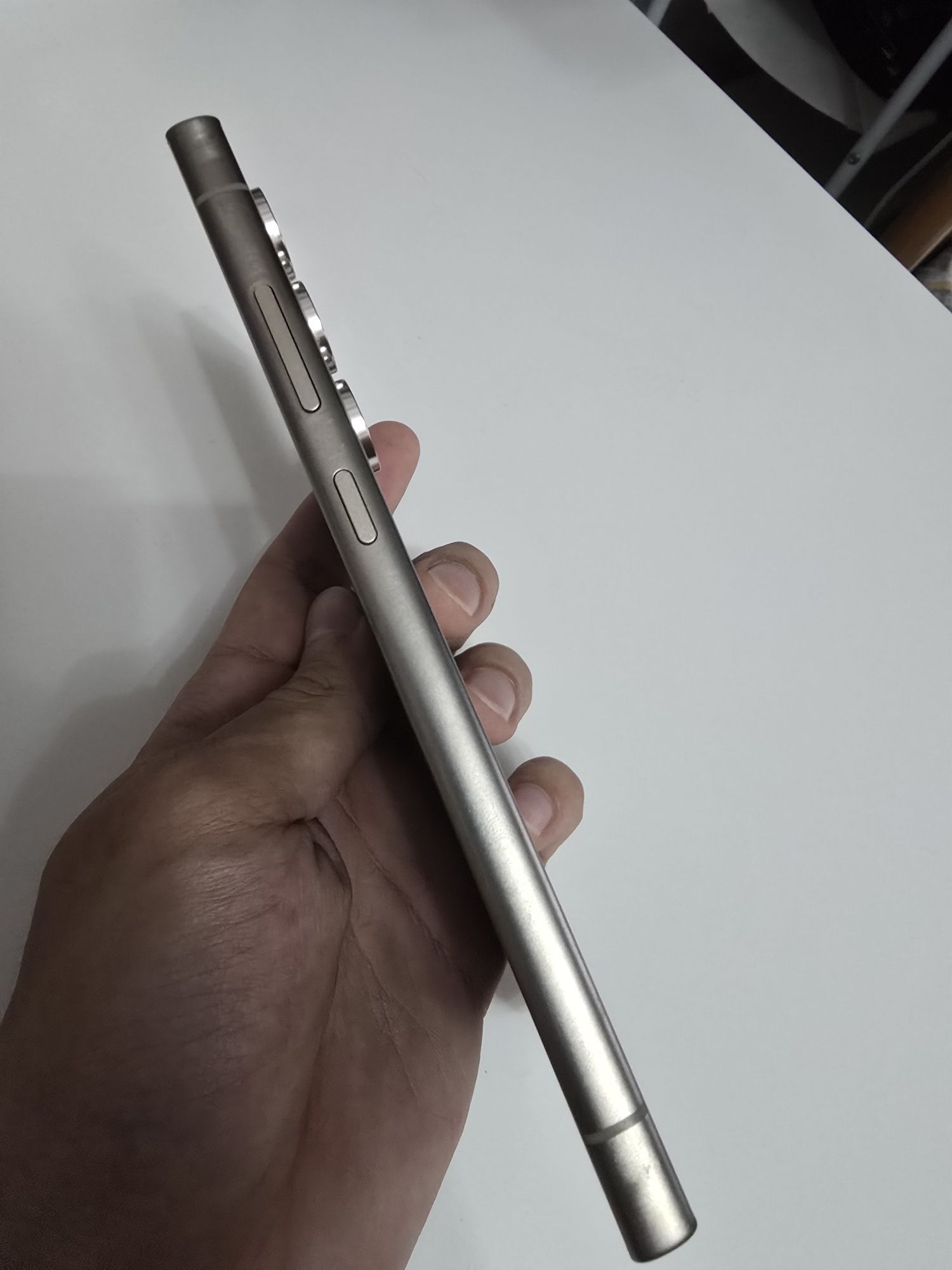 Samsung s24 ultra titanium