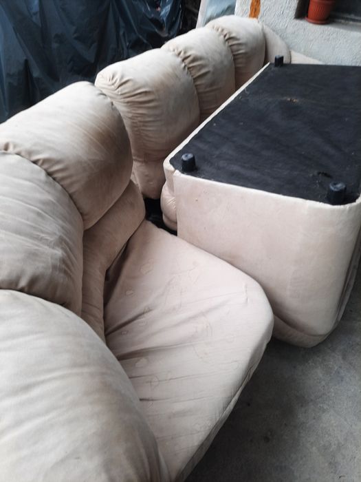 Ъглов диван разтягане се на спалня