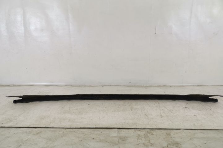 Орнамент Спойлер Предна Броня Оригинален В Добро Състояние Фолксваген