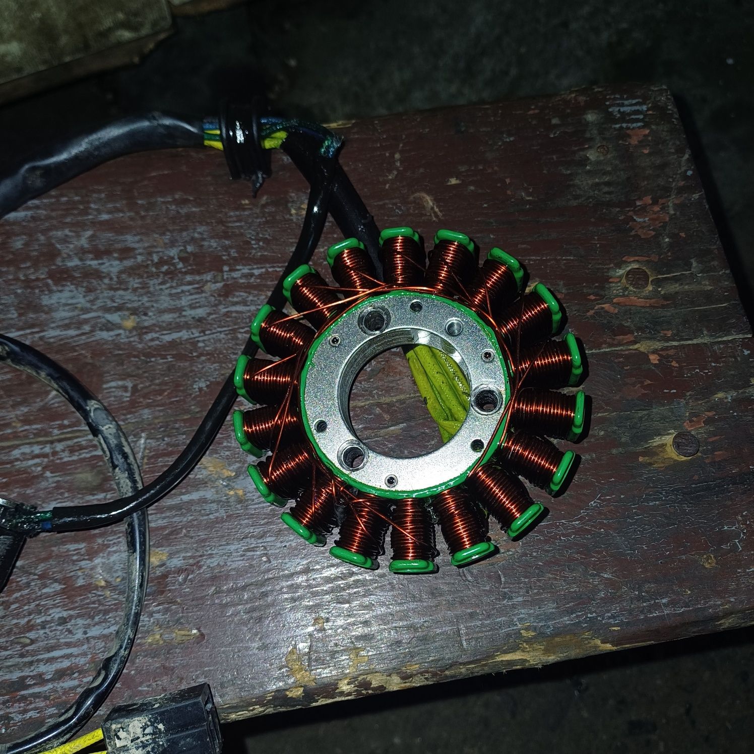 Vând stator suzuki ltz 400