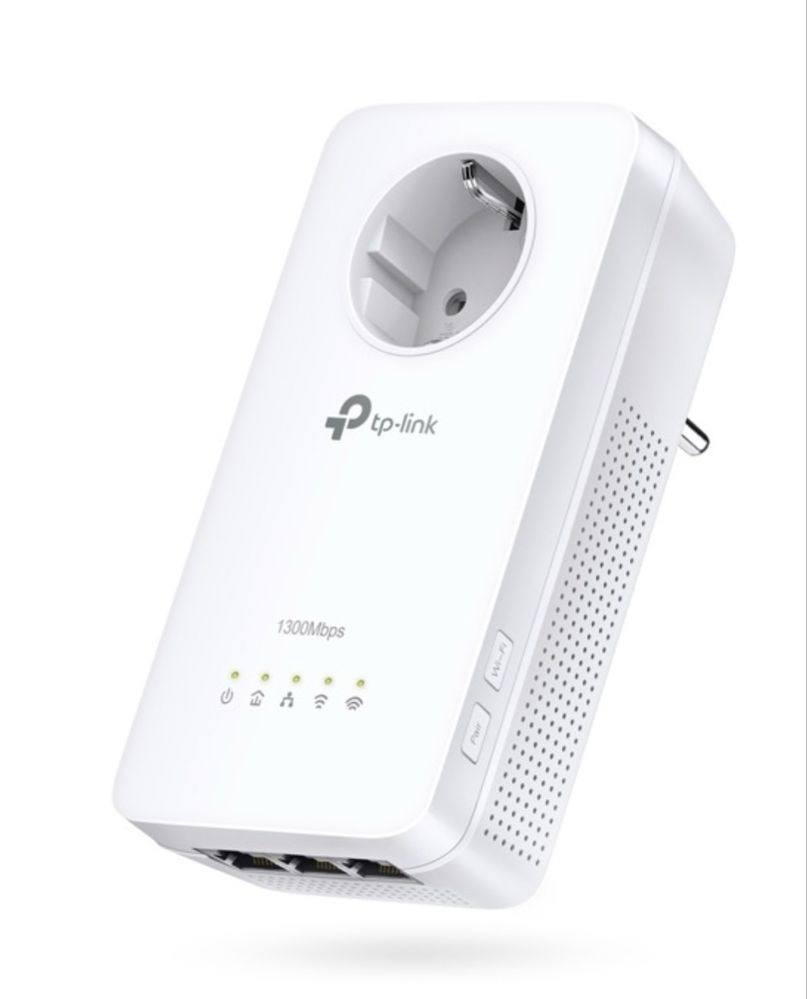 TP-Link TL-WPA8630P AV1300 Gigabit Passthrough Powerline wifi extendr