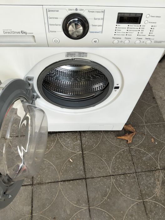 Продается стиральная машинка Лж на6кг