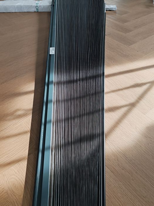 De vânzare sita pentru ușa de exterior