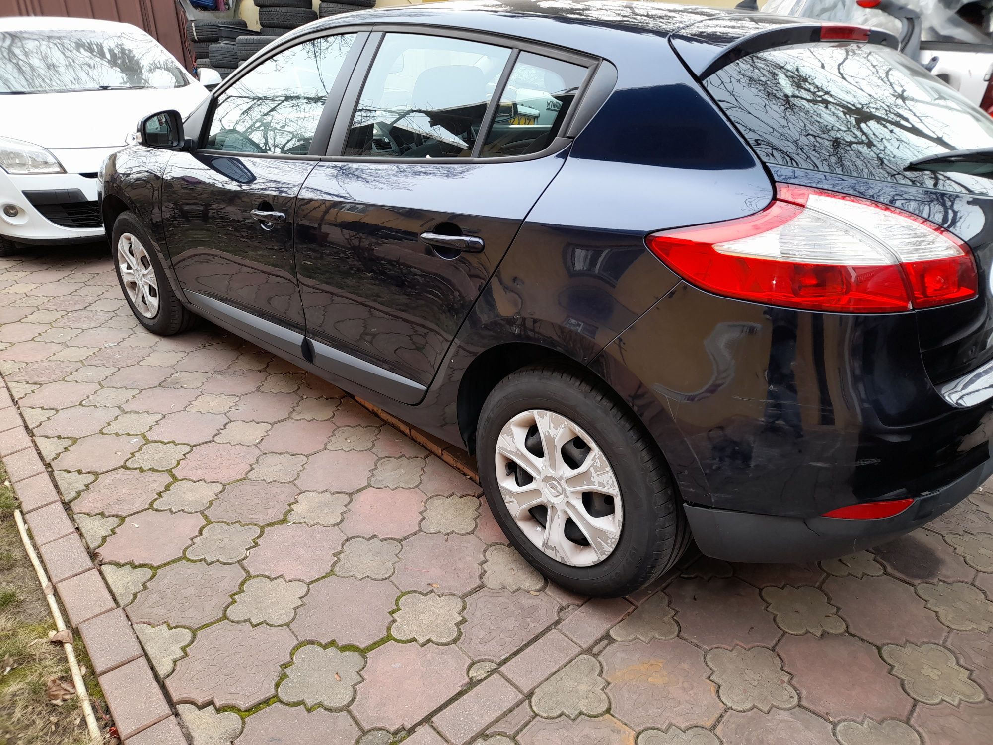 Megane 3 macara geam st/dr si alte piese