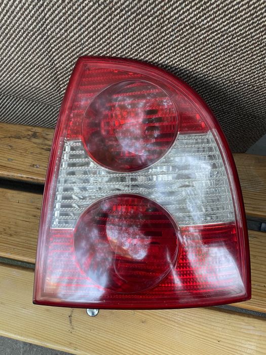 Оригинални стопове за пасат 5.5 седан оборудвани цената е за 1- брой