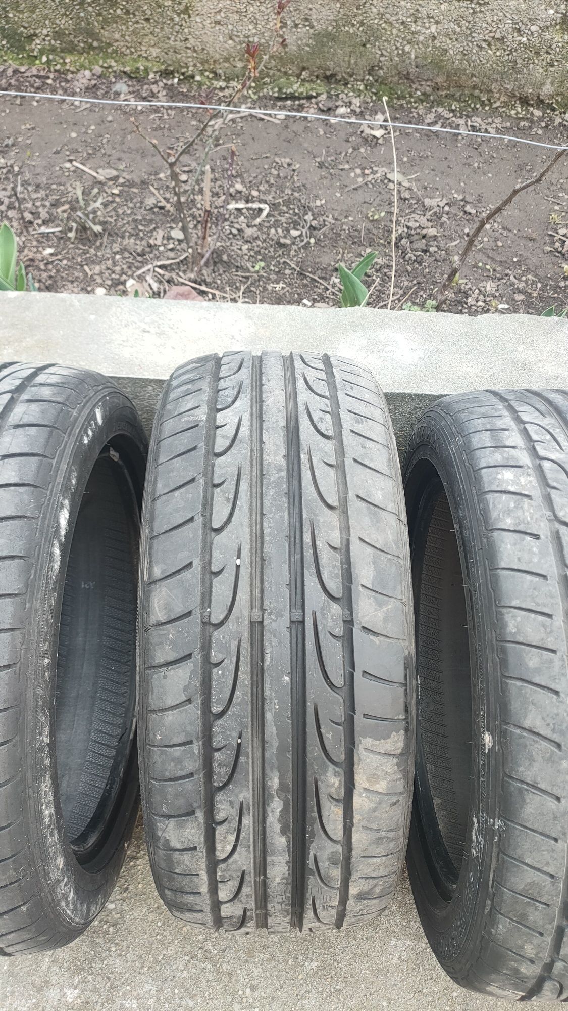 Anvelope vară Dunlop 215/45/r16