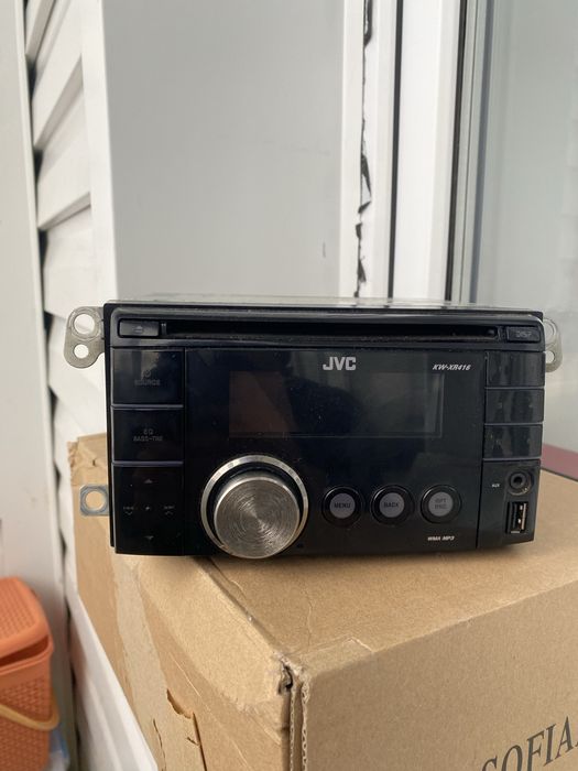 Магнитола оригинал JVC все работает ,звоните пишите