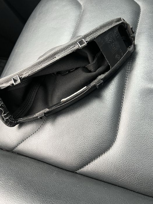 Manson  din piele naturala.