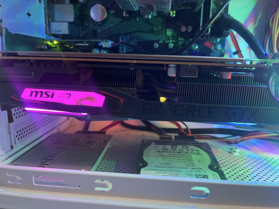 Продам видеокарту gtx 1660 super msi gaming x rgb