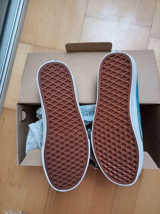 Tenisi noi Vans off the wall authentic