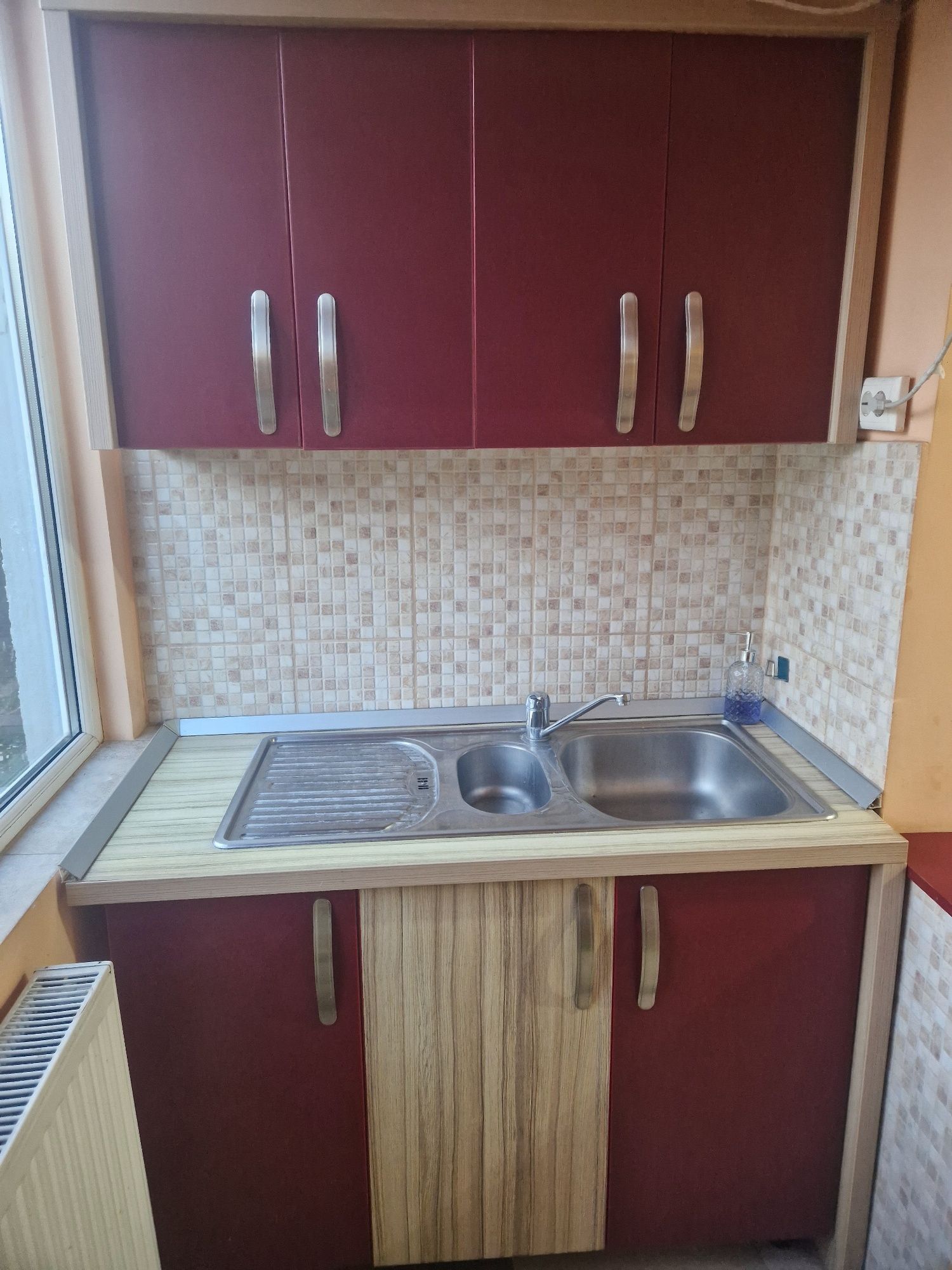 Inchiriez apartament
