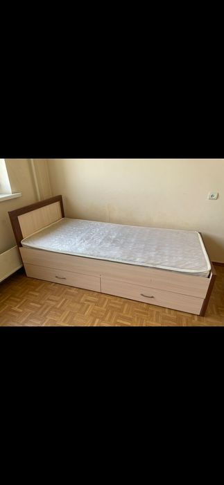 Деткий гарнитур, шкаф и кровать