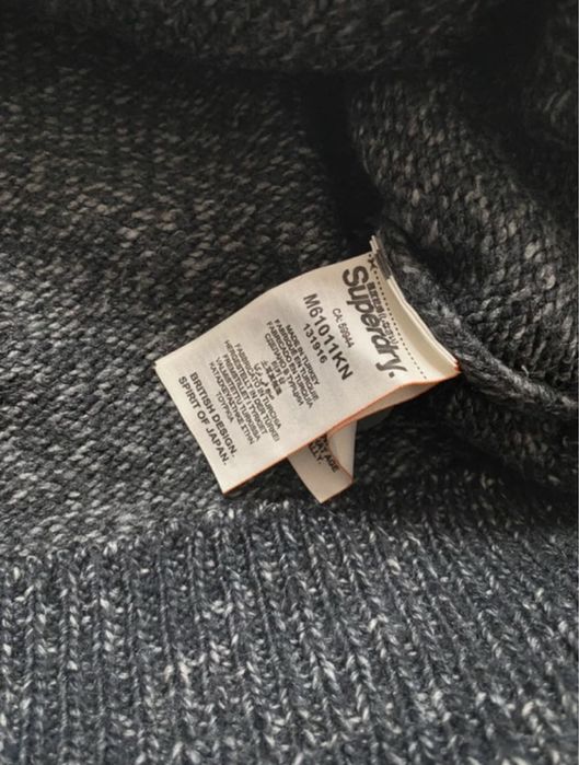 Pulover/hanorac superdry (M)