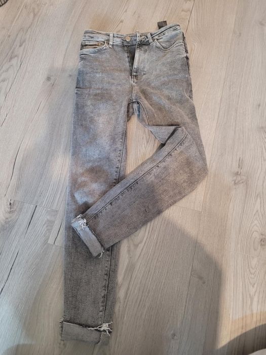 Blugi pentru femei zara marimea 36