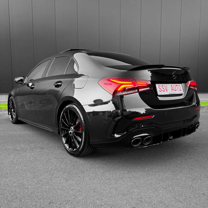 Mercedes-Benz A-Class AMG Display Panoramic Ambiental Plafon Instelat