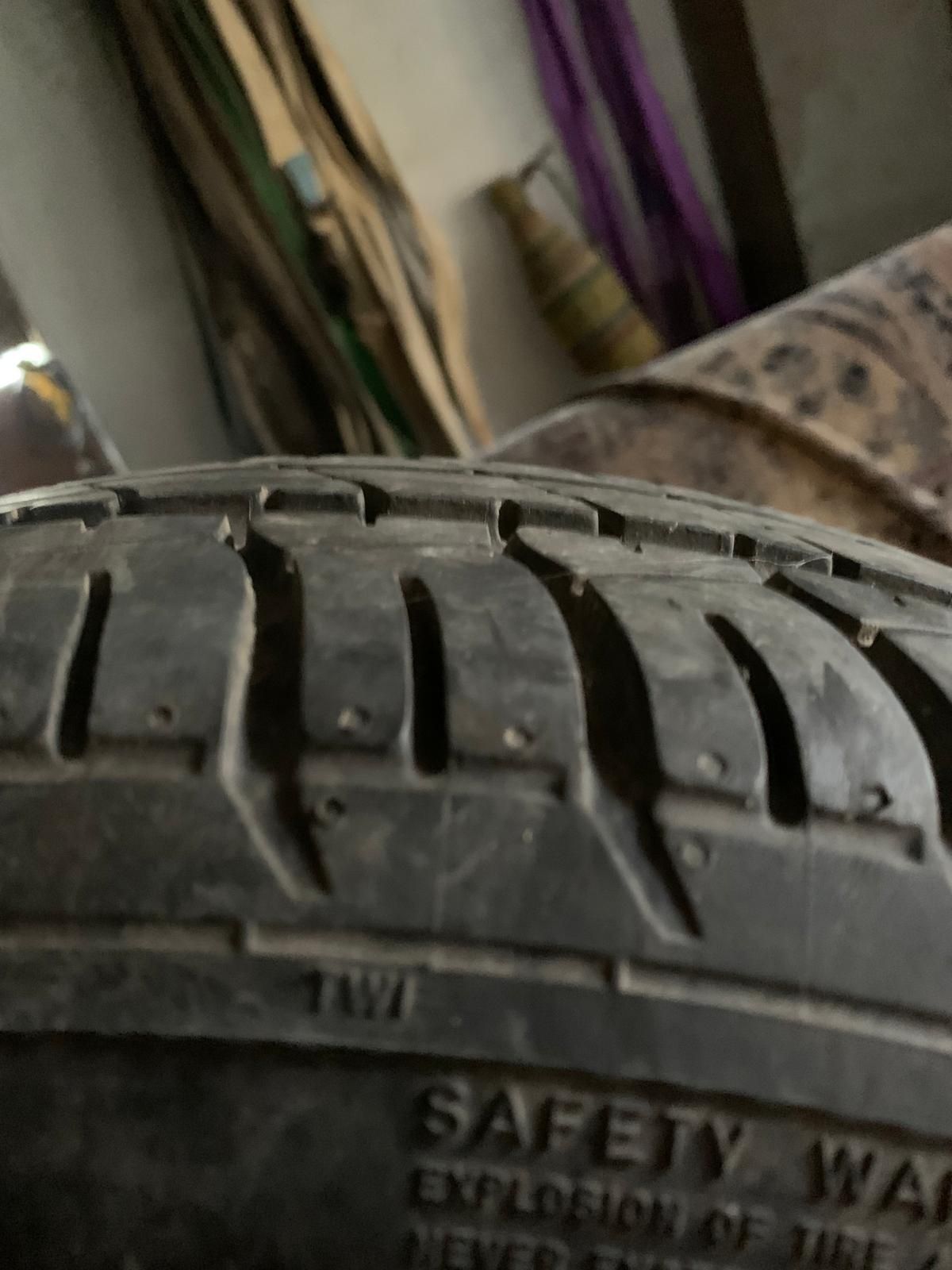 Anvelope 205/60/r15