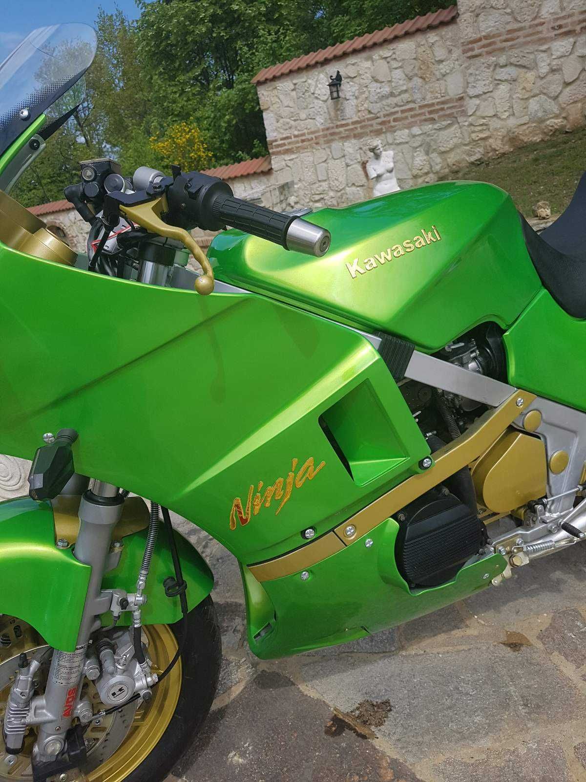 Kawasaki  GPZ 600R ( цена по договора)