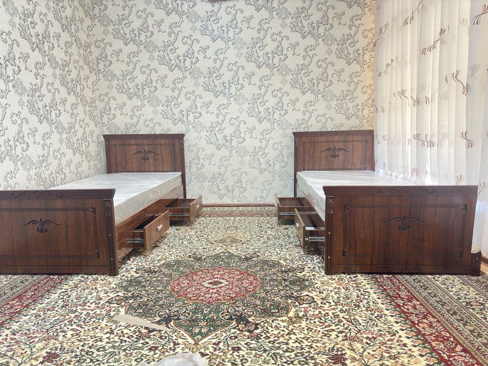 Krovat kravat karavat karavot kalavot kirovat divan