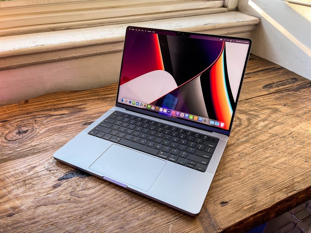 SKIDKADA MacBook pro m1 14 inch sotiladi zor xolatda manzl chilonzor