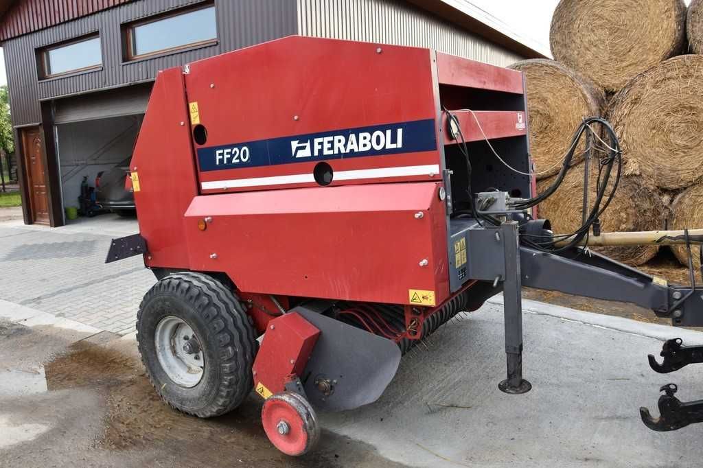 Presa Feraboli 120x120 an fab 2015 ca NOUA Welger Claas Krone KR 125