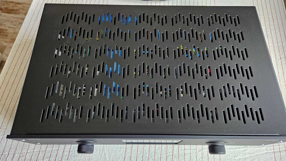 LAB 12 Gordian Multifunctional Power Distributor / Conditioner