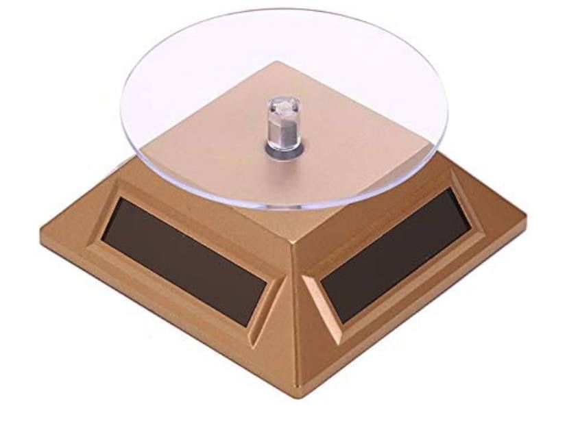 Куёш батарейкали нёругликдан айланиб турадиган витрина