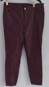 Pantaloni din piele ecologica,  mărime 40-42, culoare vișiniu