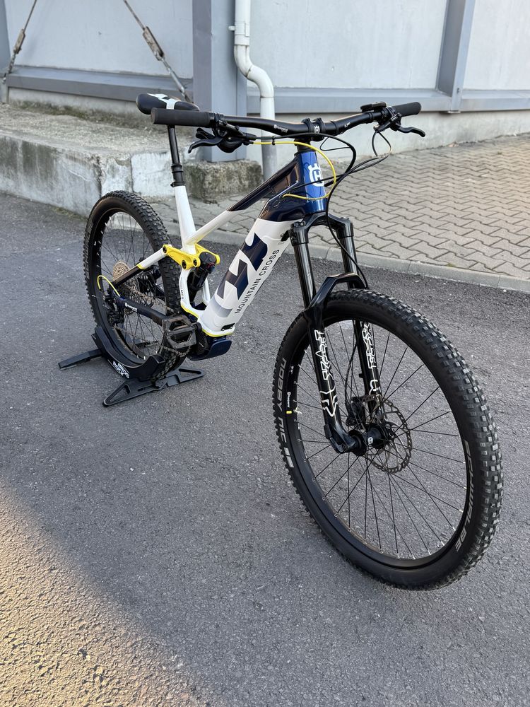 Husqvarna impecabila 280 Km