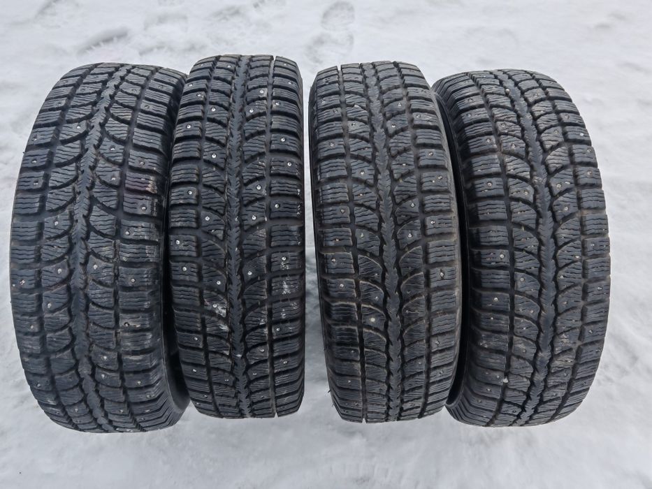 Продам зимние шины R15