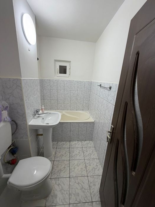 Inchiriez garsoniera, str. Mioritei