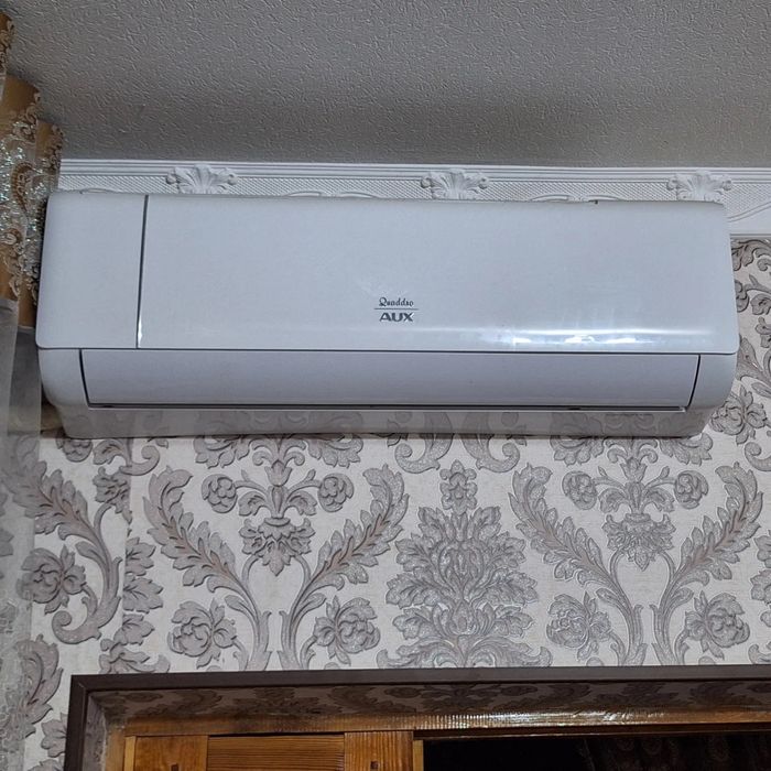 Кондиционер AUX-9,12
