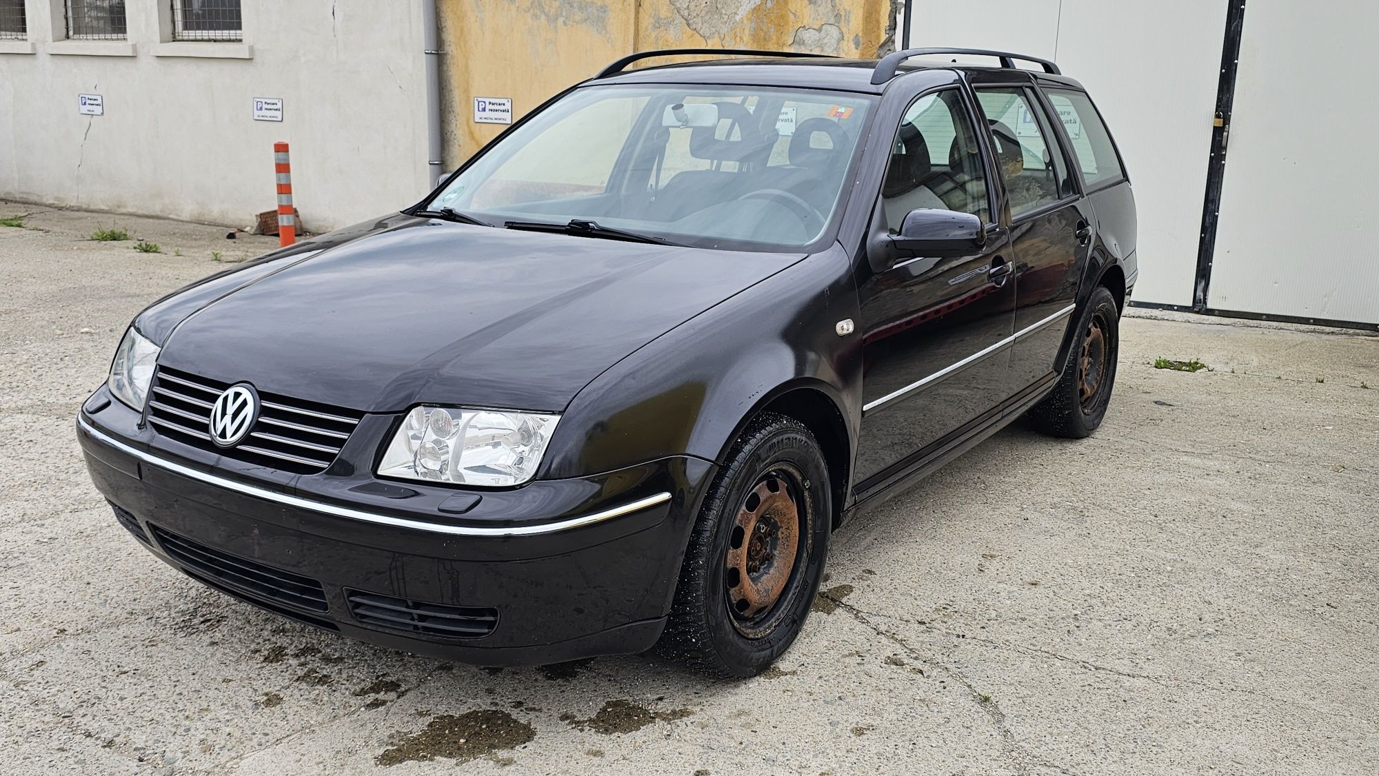 Dezmembrez Volkswagen Bora 2002 1.9TDI AXR

Climatronic 
Ceasuri bord