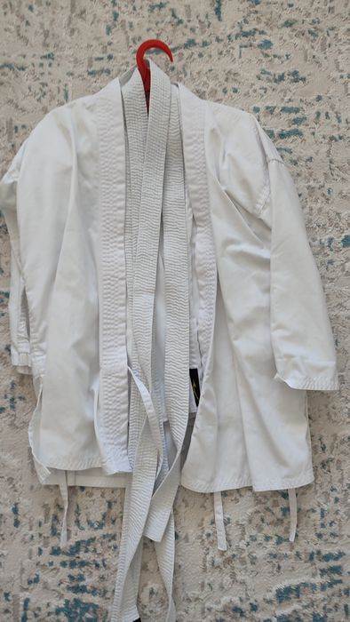 Кимоно б/у в отличном состоянии